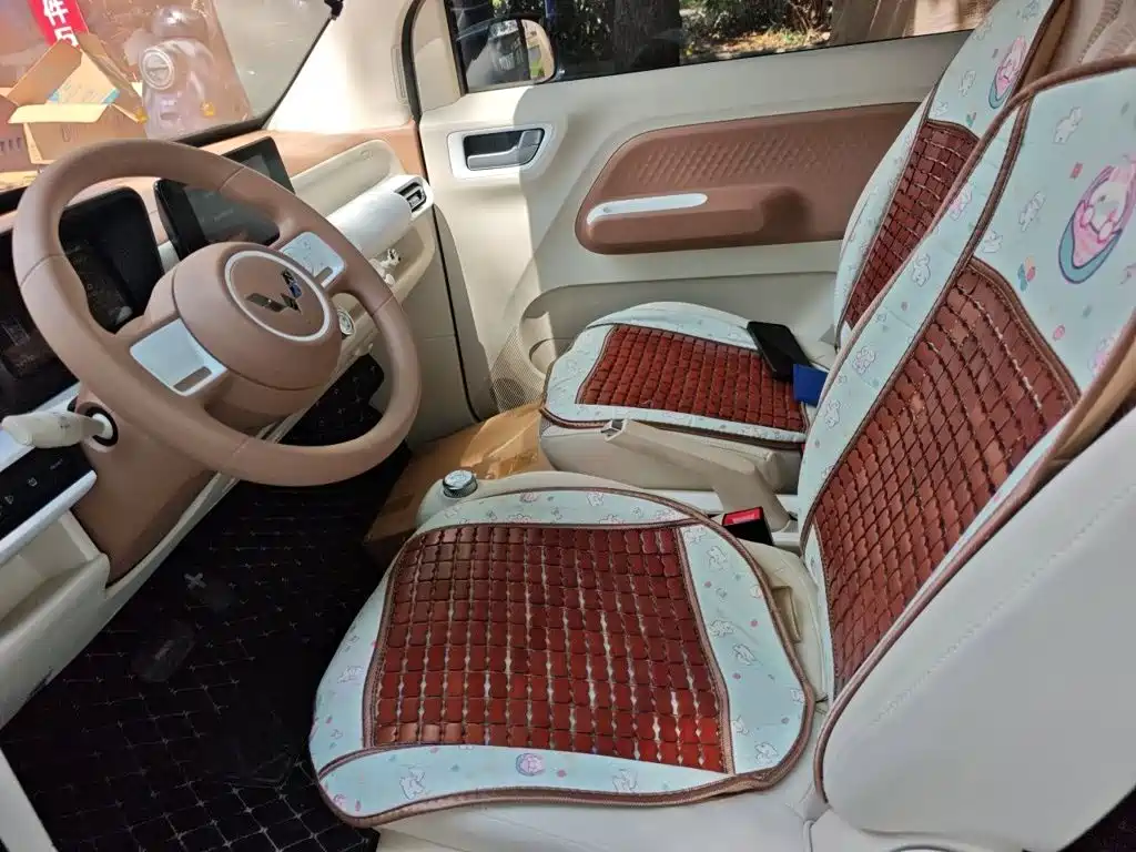 Wuling MINIEV — миниатюра 11