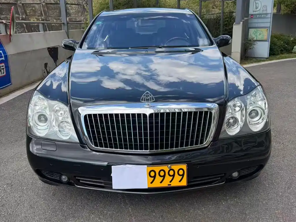Mercedes-Benz Maybach 2010