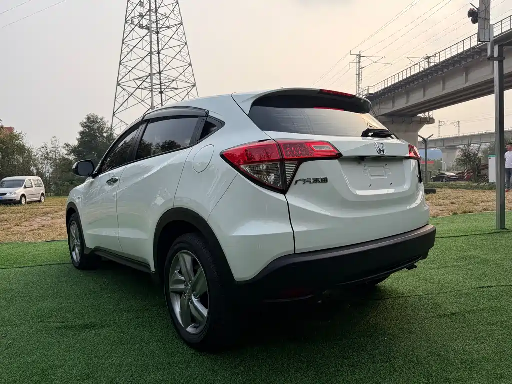 Honda Vezel — миниатюра 4
