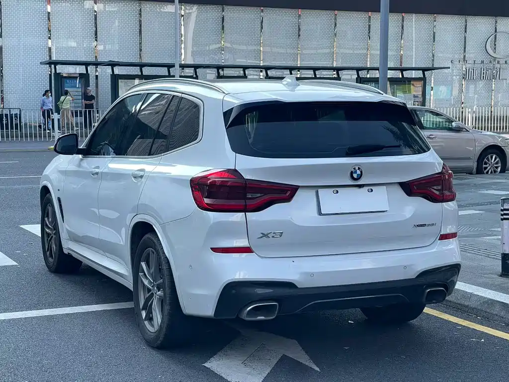 BMW X3 — миниатюра 11