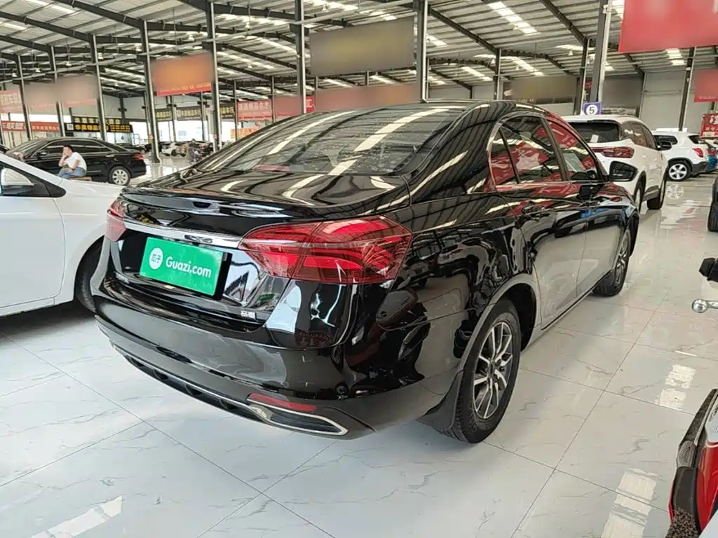 Geely Emgrand — миниатюра 7