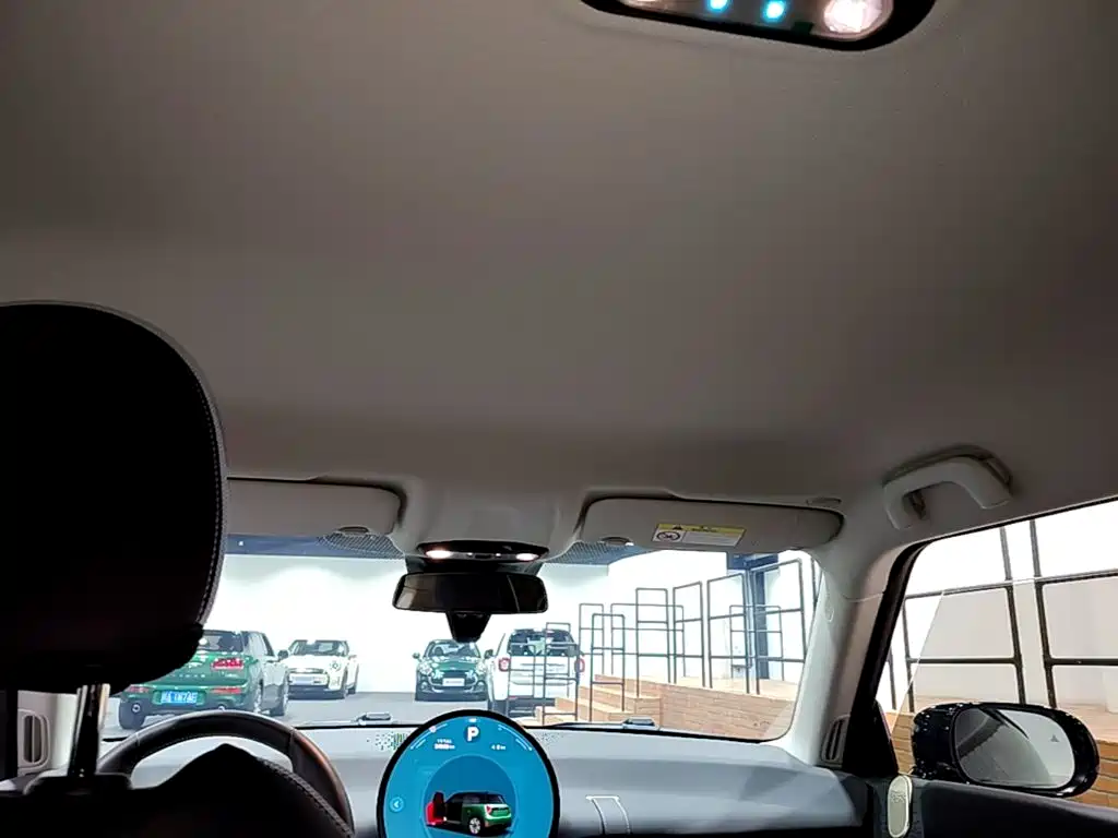 MINI MINI COOPER EV — миниатюра 18
