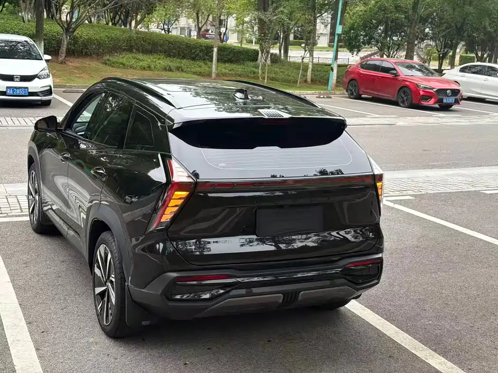 Geely Boyue L — миниатюра 12