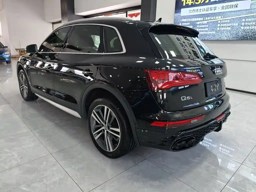 Audi Q5L — миниатюра 8