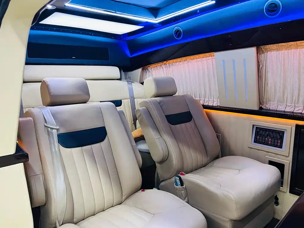 Mercedes-Benz Vito — миниатюра 10