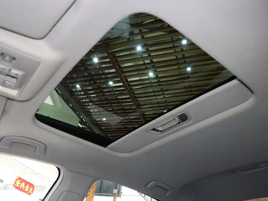 Volkswagen Lavida 200TSI DSG Starry Full Comfort Edition, фото 16