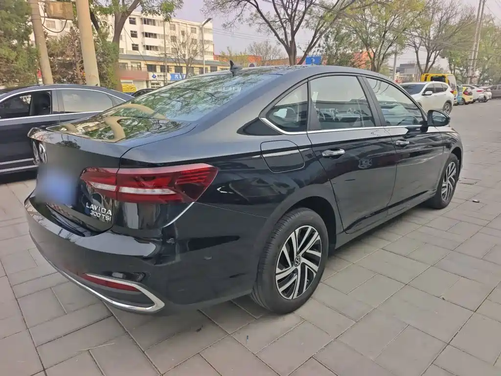 Volkswagen Lavida — миниатюра 14
