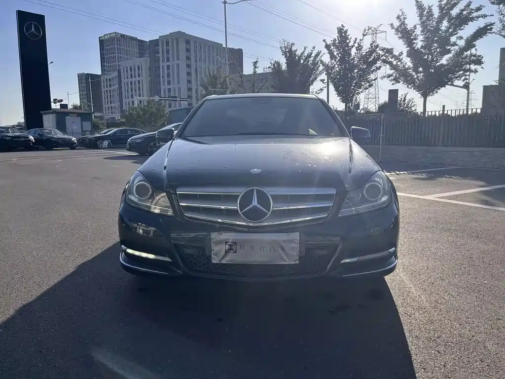 Mercedes-Benz C-Class — миниатюра 2