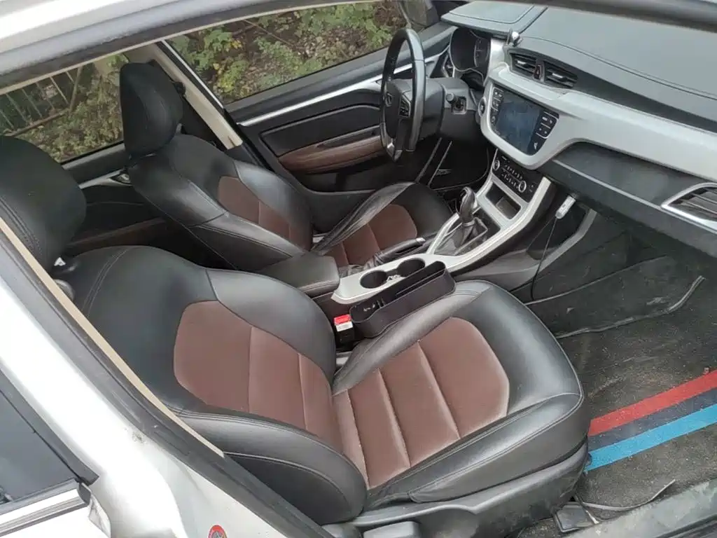 Geely Vision — миниатюра 25