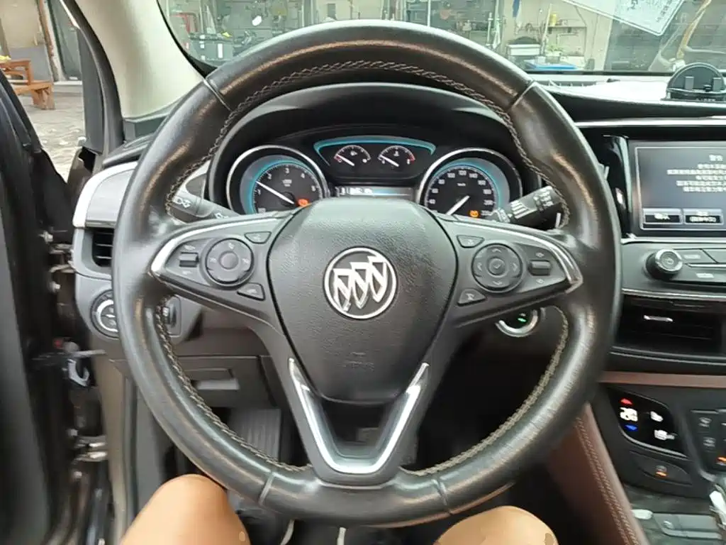 Buick Envision Plus — миниатюра 11