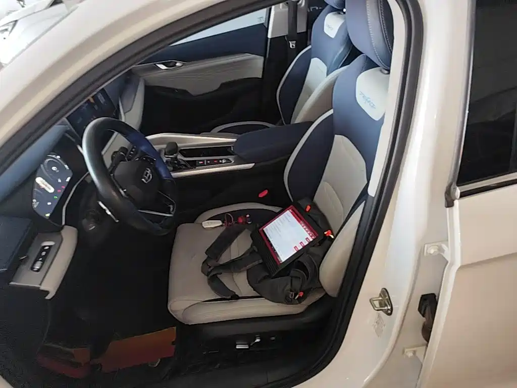 Geely Xingrui — миниатюра 15
