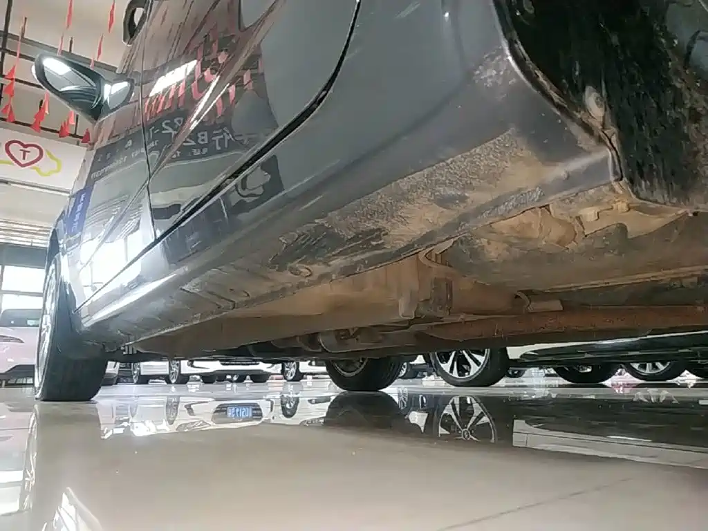 Geely Vision — миниатюра 22