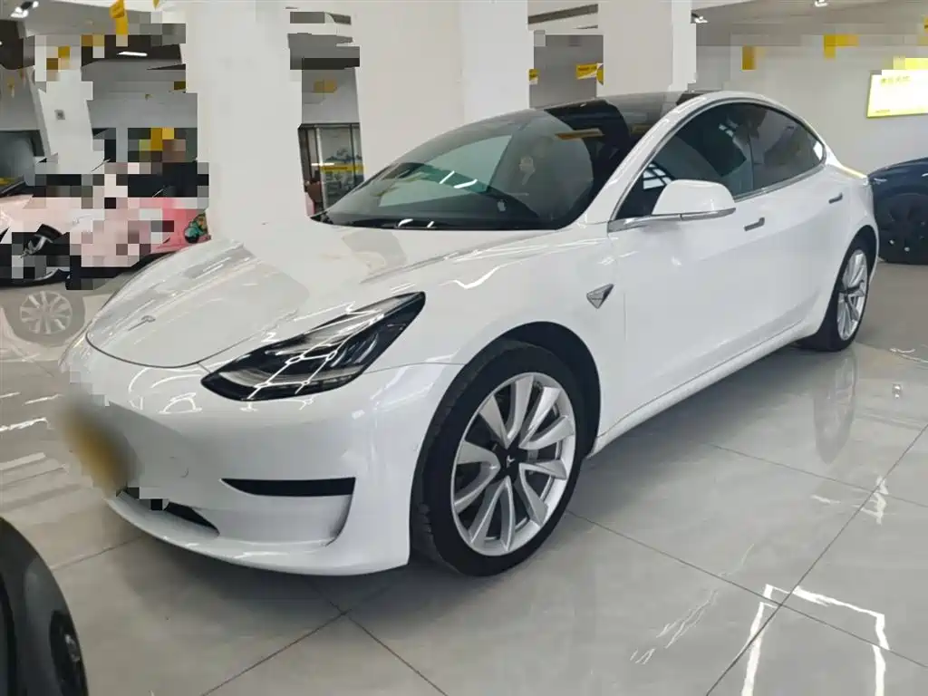 Tesla Model 3 2020