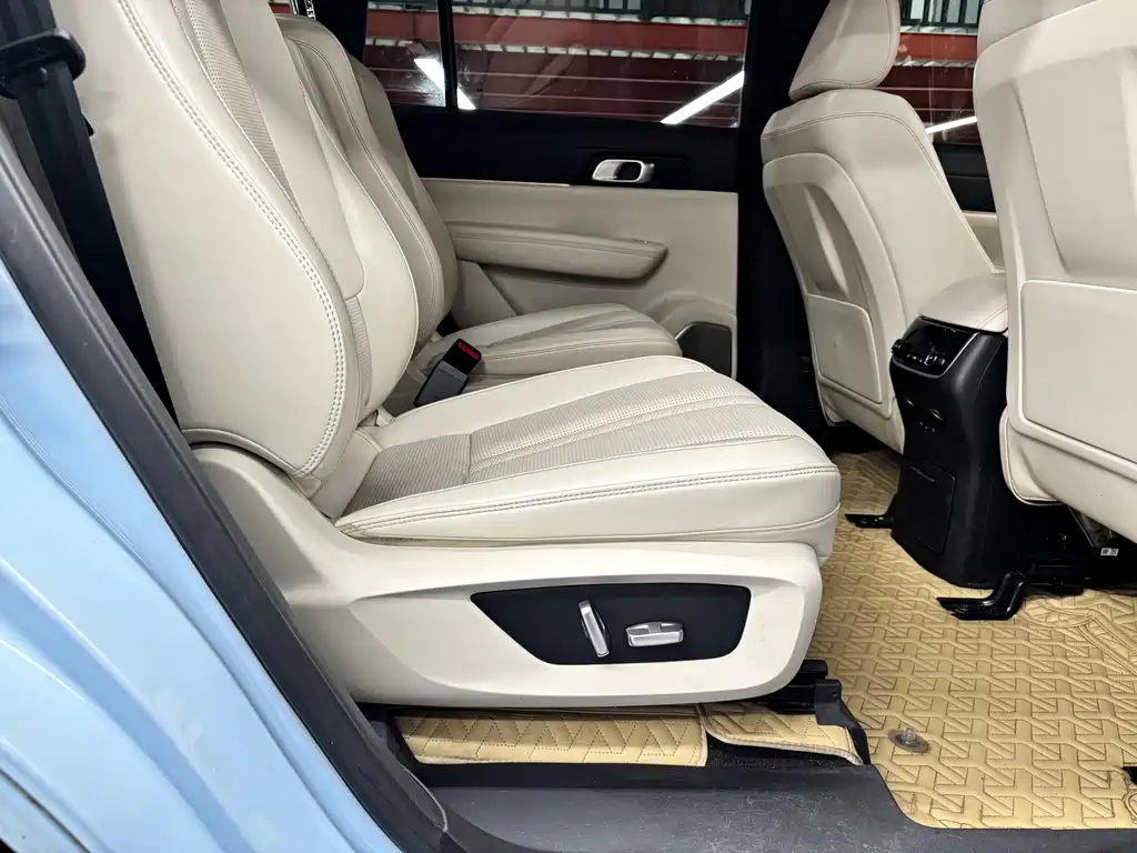 Li Auto Li ONE — миниатюра 15