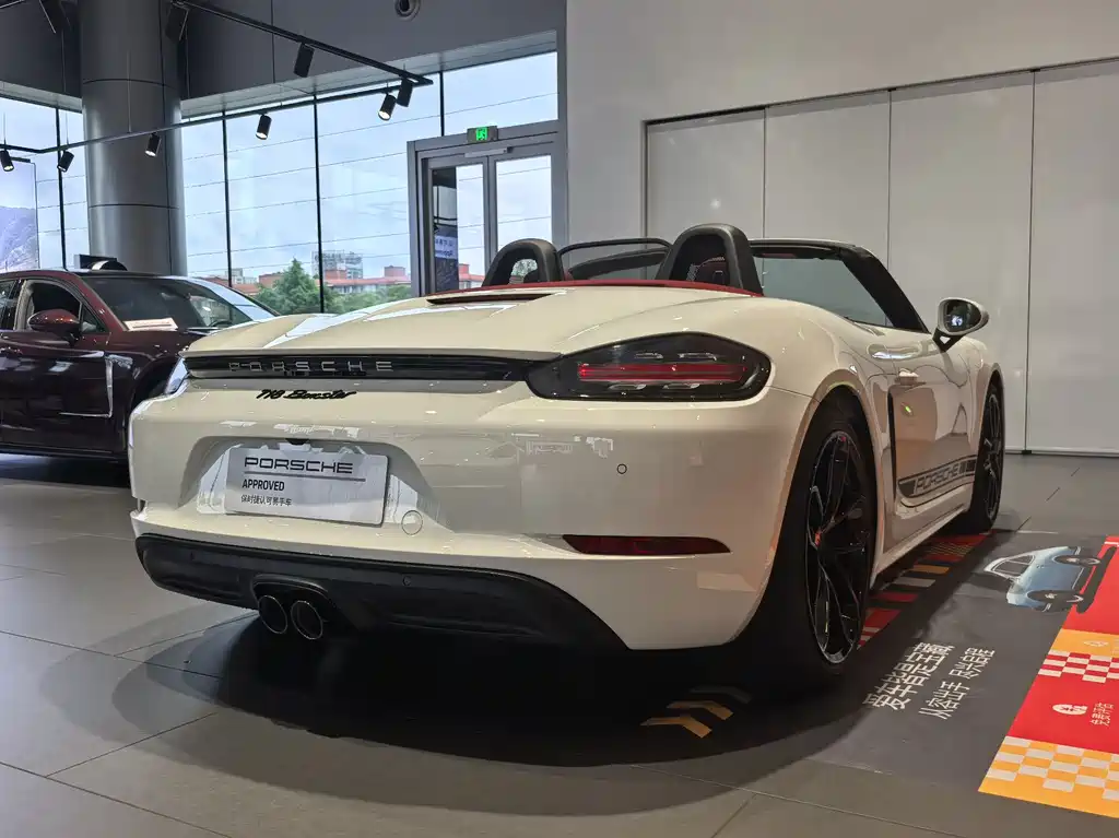 Porsche 718 2022 Boxster 2.0T