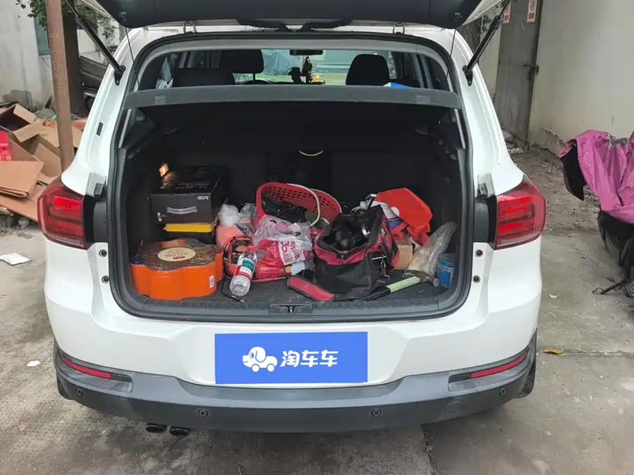 Volkswagen Tiguan — миниатюра 4