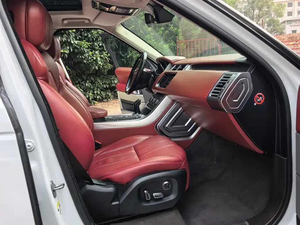 Land Rover Sport — миниатюра 5