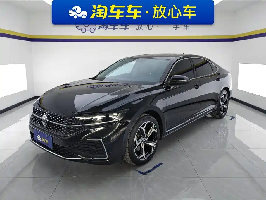 Volkswagen Passat 2024