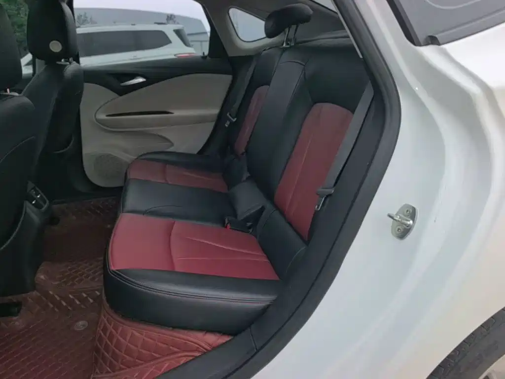 Buick Verano — миниатюра 17