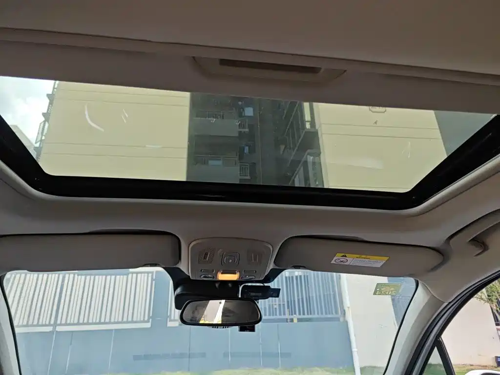 Citroen C4L — миниатюра 14