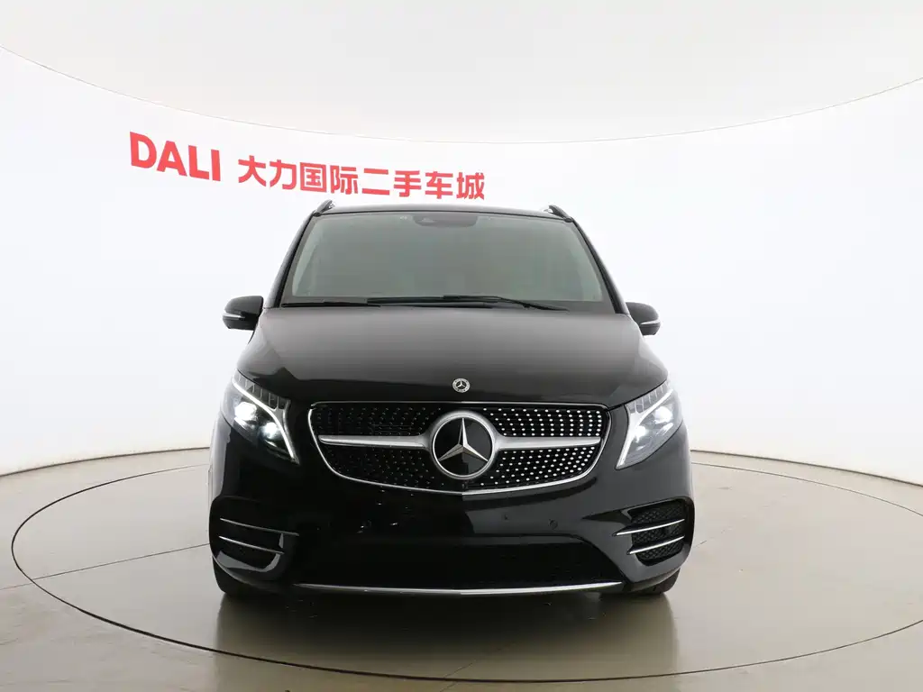 Mercedes-Benz V-Class 2022 — фото 2