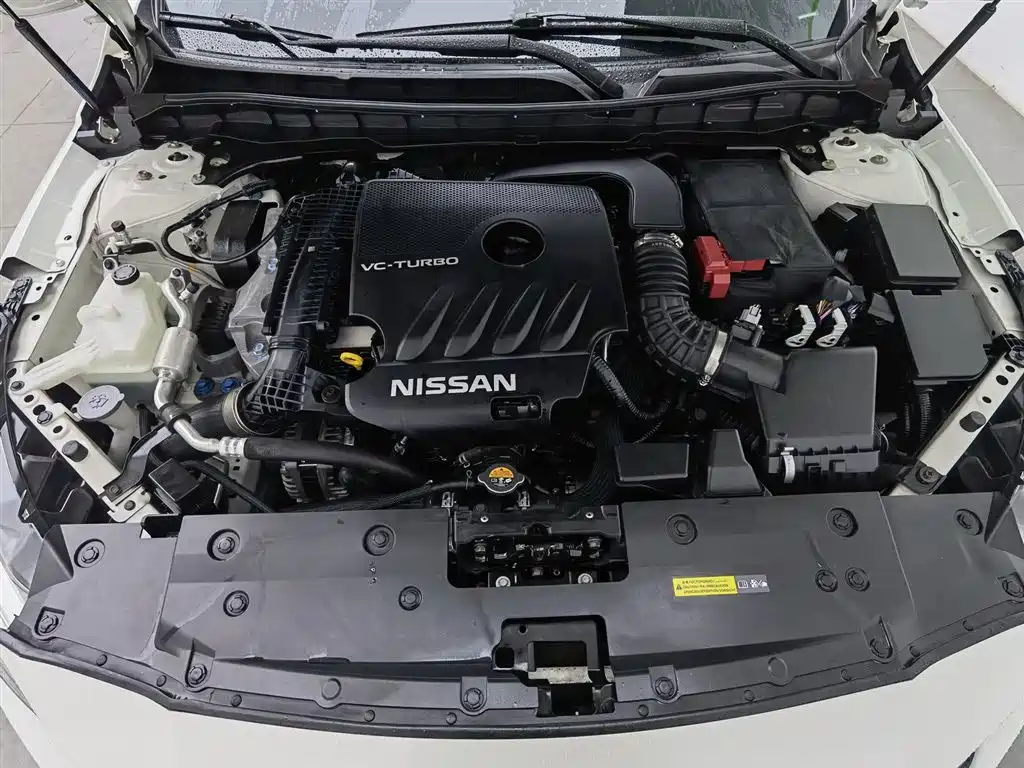 NISSAN TEANA