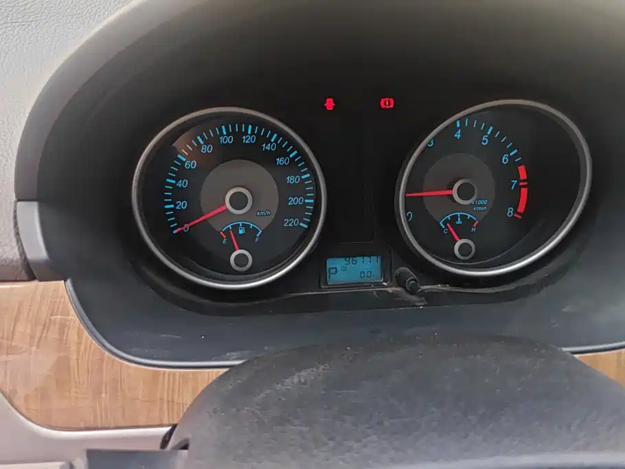 Buick Excelle — миниатюра 14