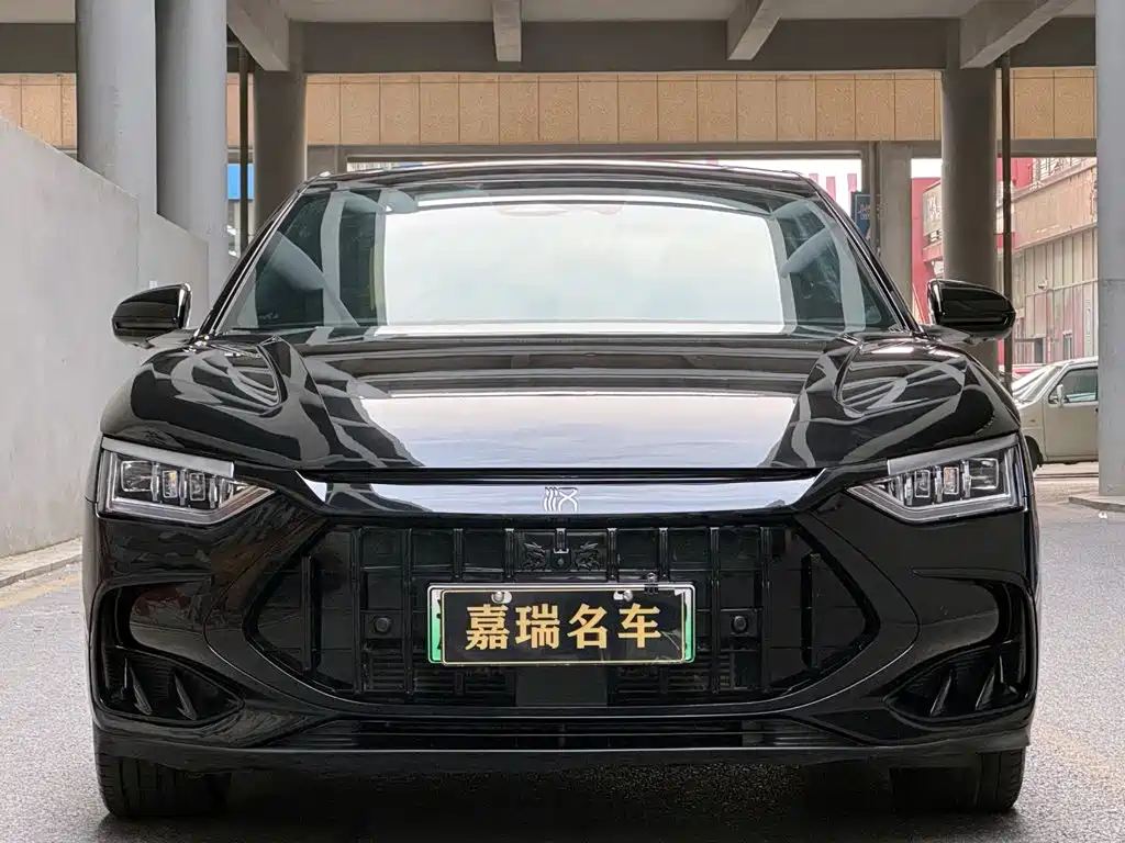 BYD Han — миниатюра 2
