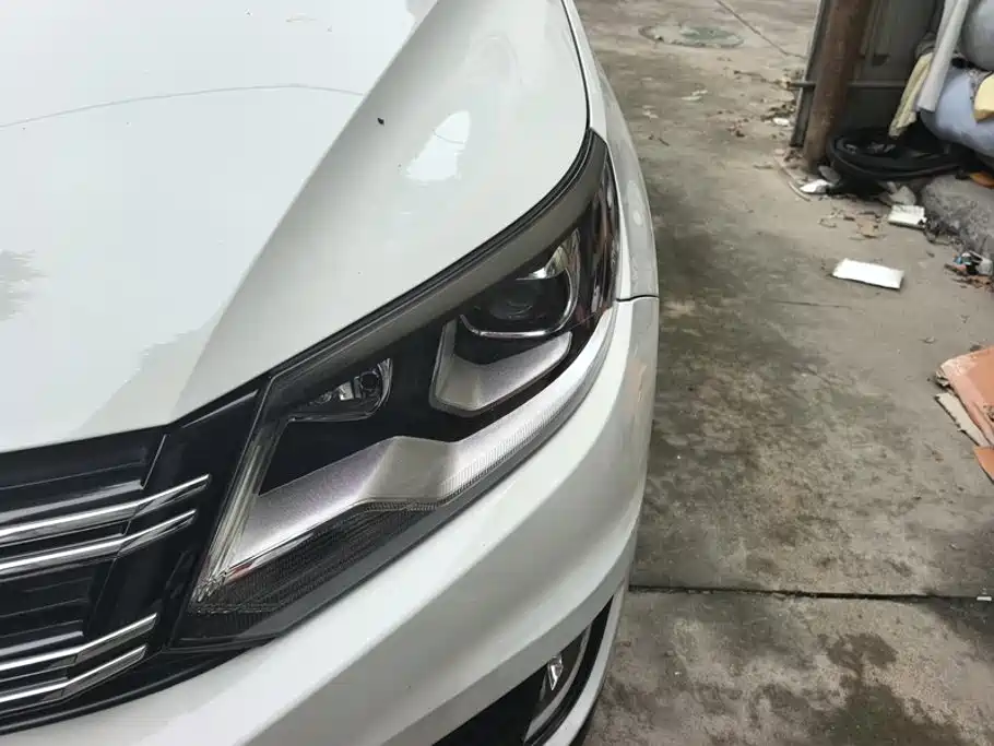 Volkswagen Tiguan — миниатюра 5