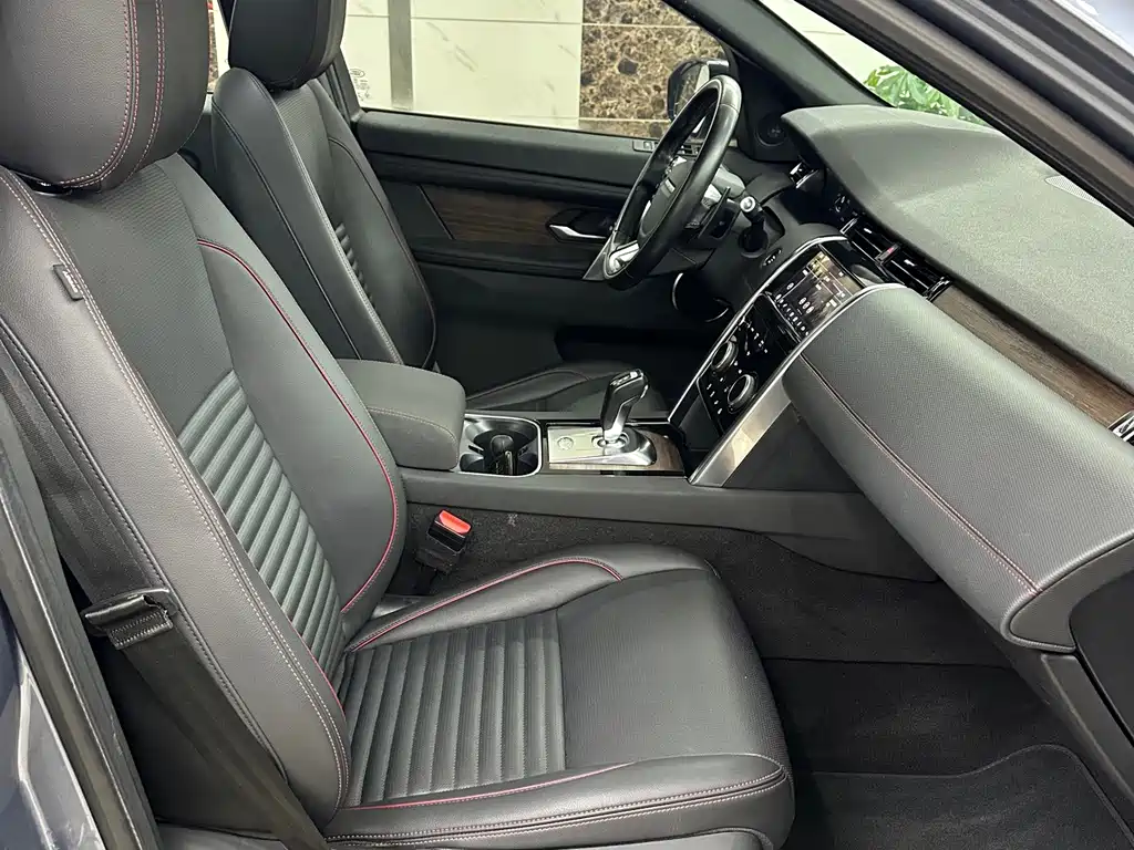 Land Rover Discovery Sport — миниатюра 10