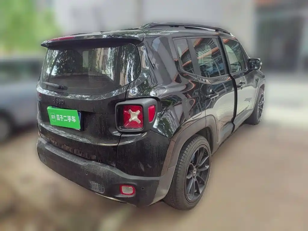 Jeep Renegade — миниатюра 4