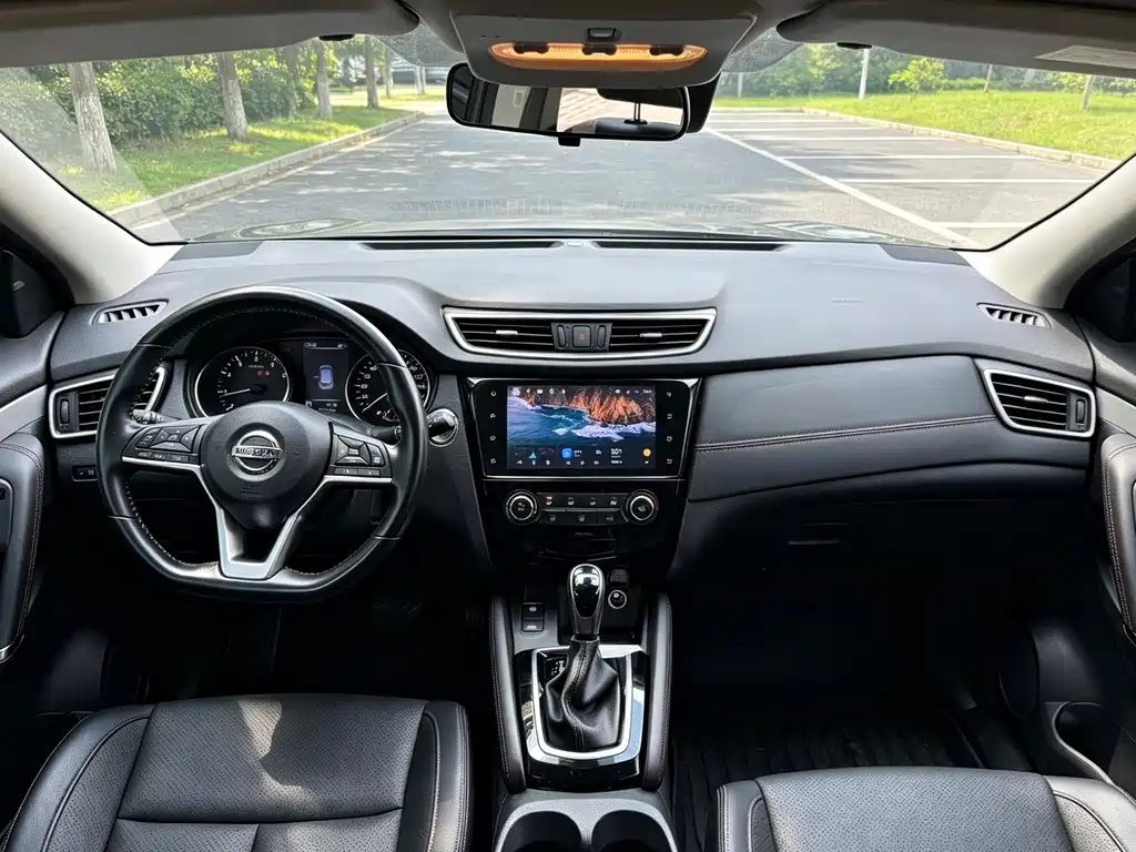 Nissan Qashqai — миниатюра 7