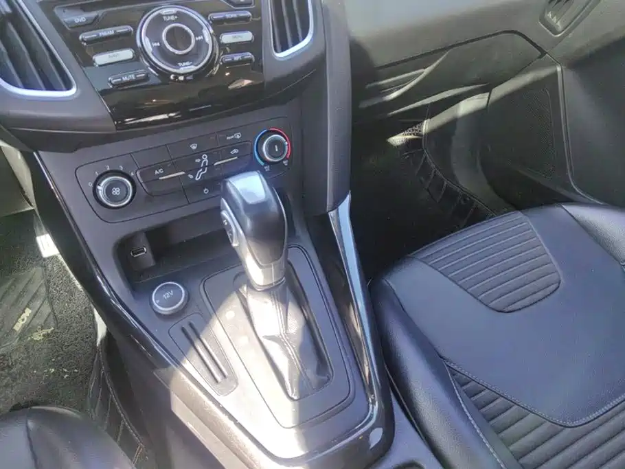 Ford Focus — миниатюра 16