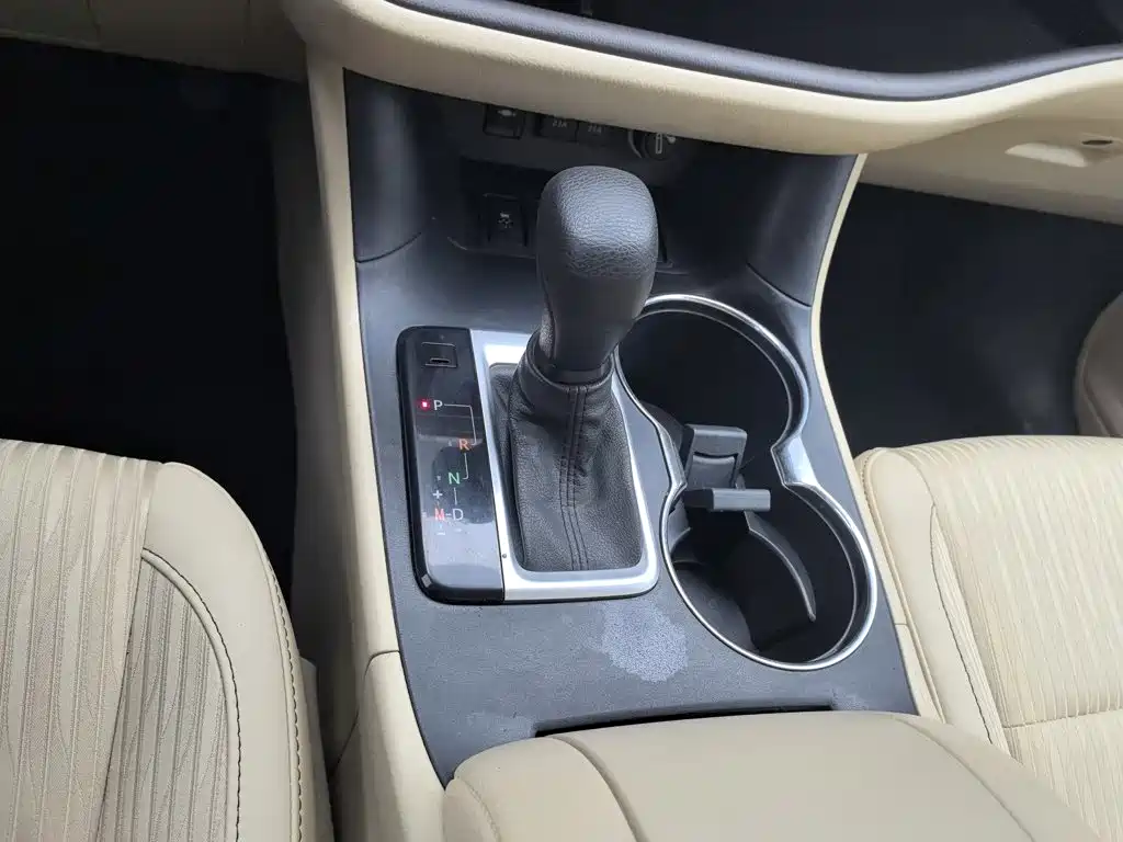 Toyota Highlander — миниатюра 13