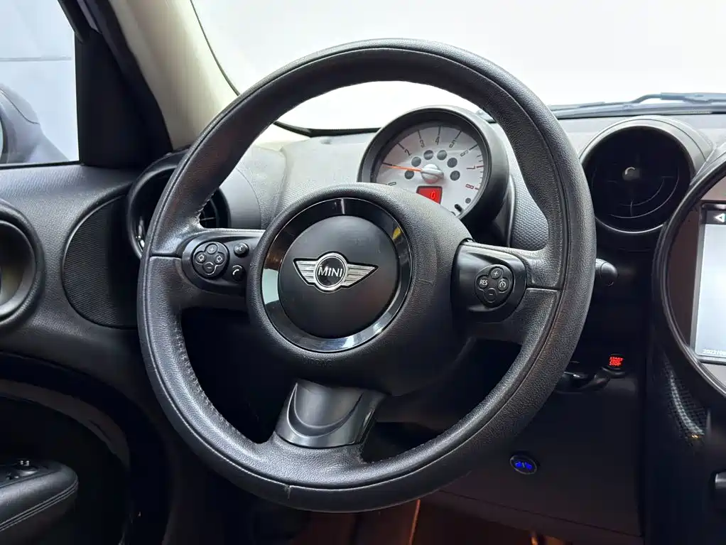 MINI Mini Countryman — миниатюра 11
