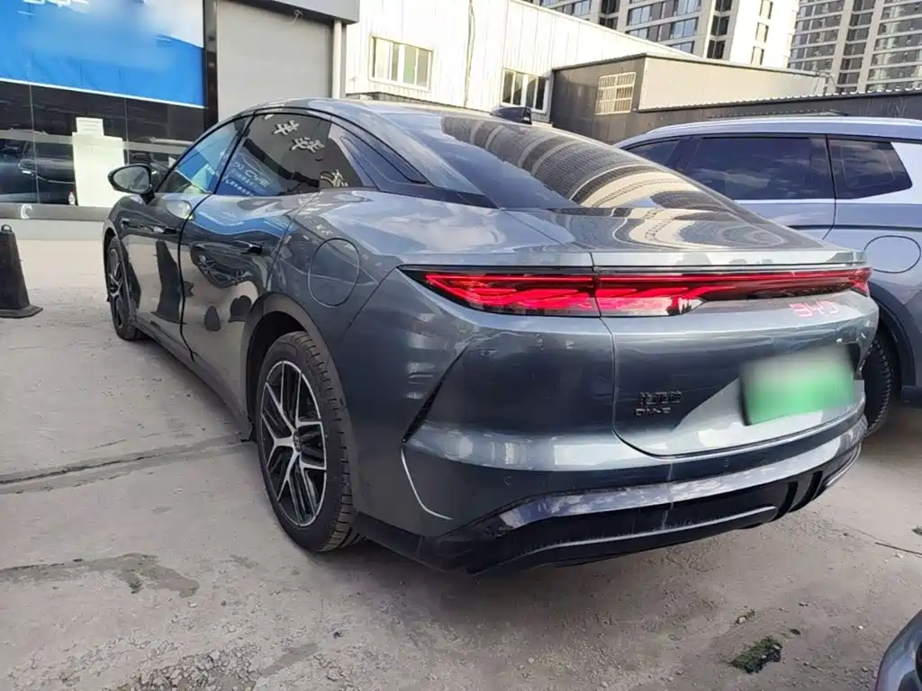 BYD Han L — миниатюра 5