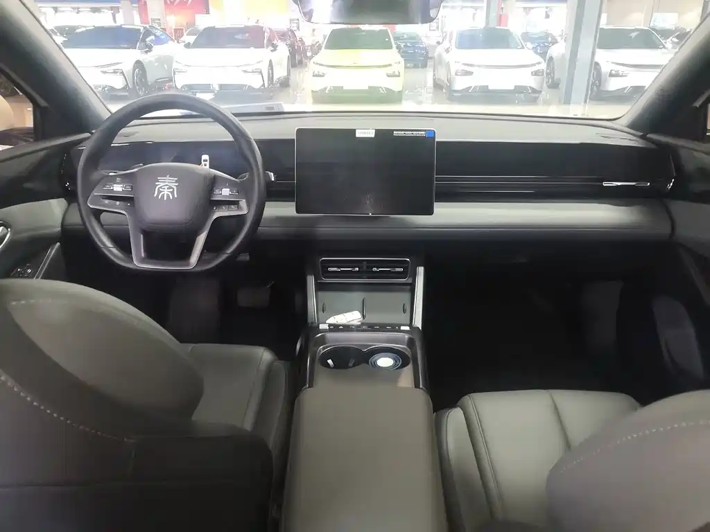 BYD Qin L L 2025 EV 470KM Lead
