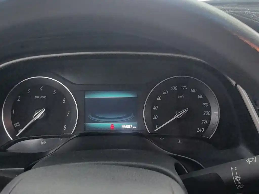 Buick Excelle — миниатюра 12