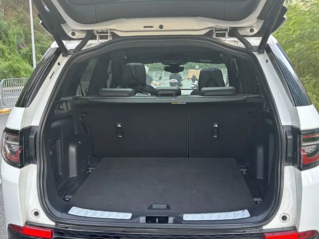 Land Rover Discovery Sport — миниатюра 15
