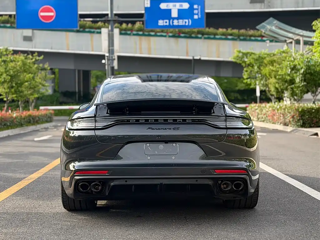 Porsche Panamera 2023 Panamera 4 Executive 2.9T