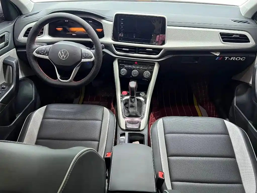 Volkswagen T-Roc — миниатюра 14