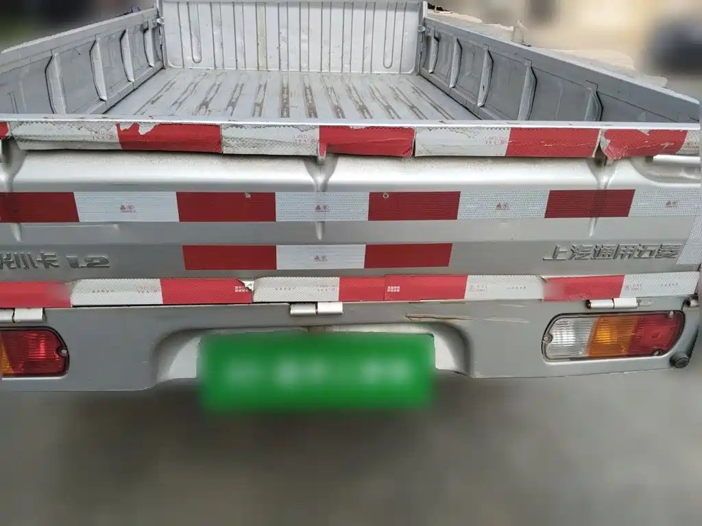 Wuling Rongguang Mini Truck — миниатюра 10