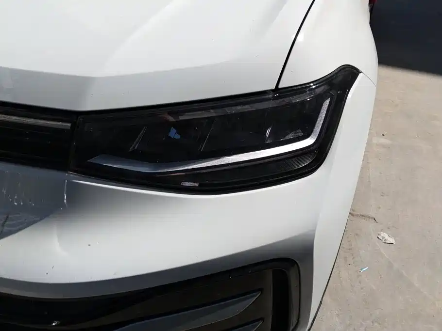 Volkswagen Tharu — миниатюра 5