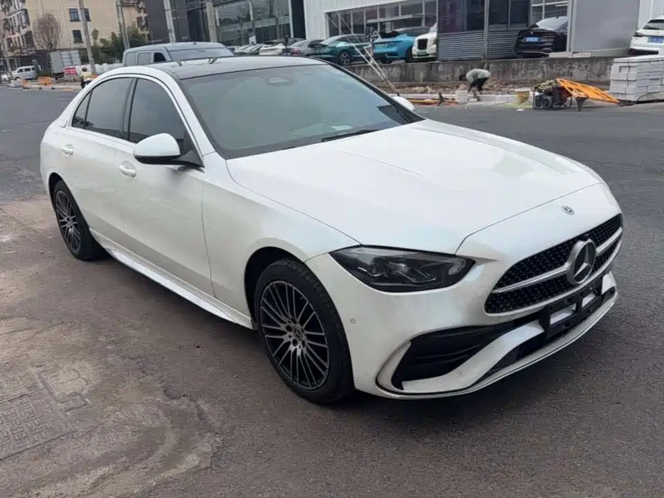Mercedes-Benz C-Class — миниатюра 3