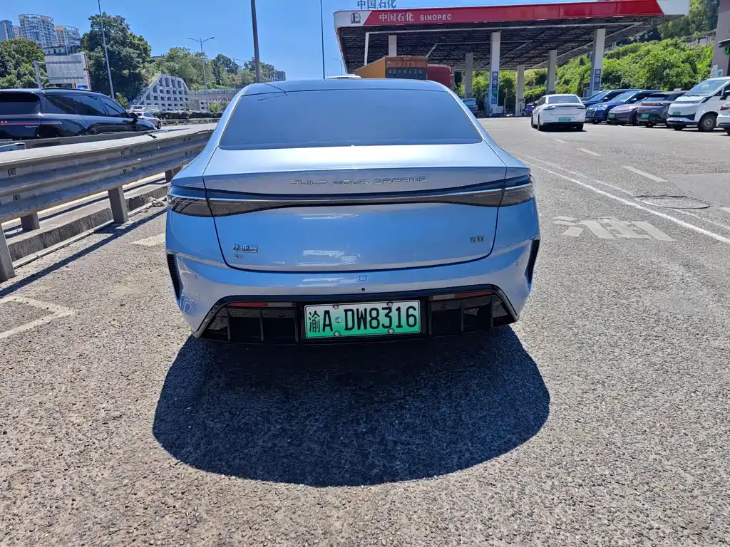 BYD Seal — миниатюра 8