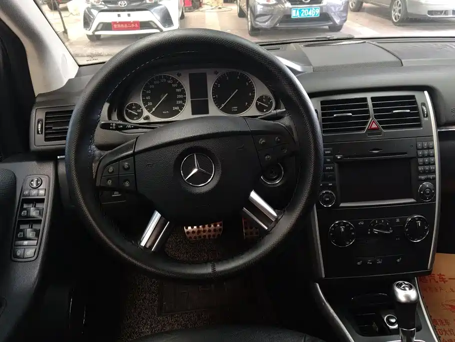 Mercedes-Benz B-Class — миниатюра 15