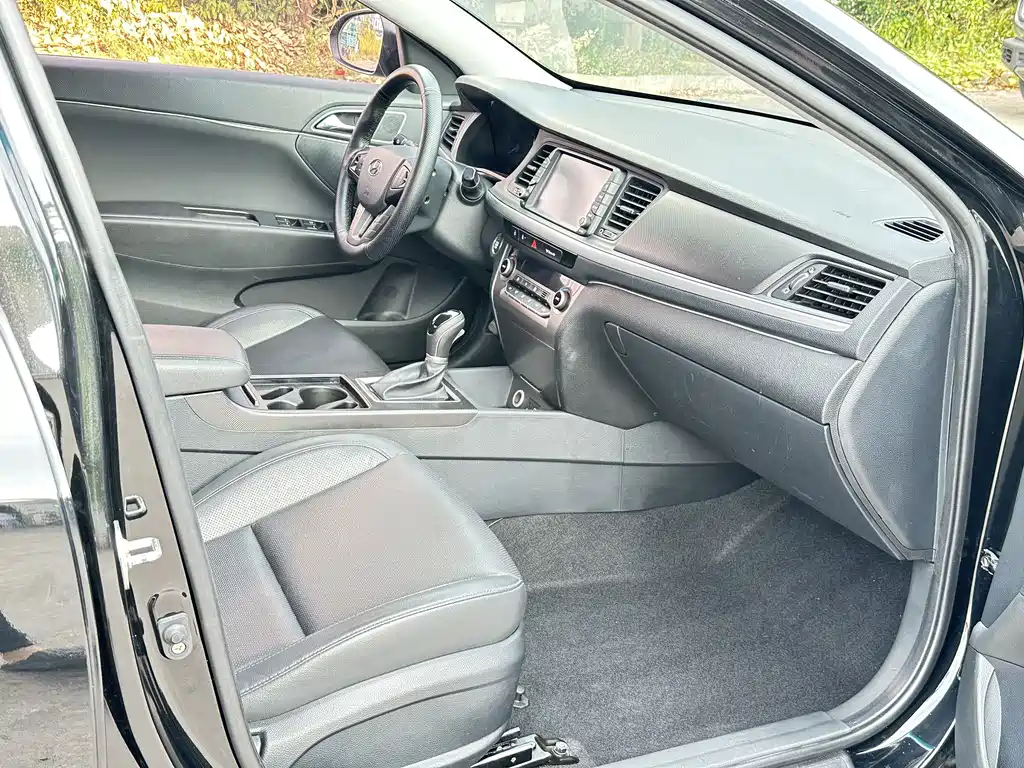 Hyundai Mistra — миниатюра 9