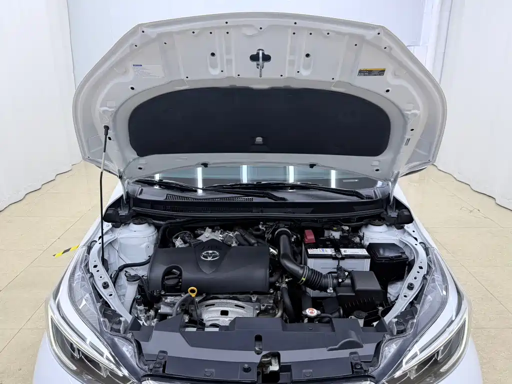 Toyota Yaris L — миниатюра 19
