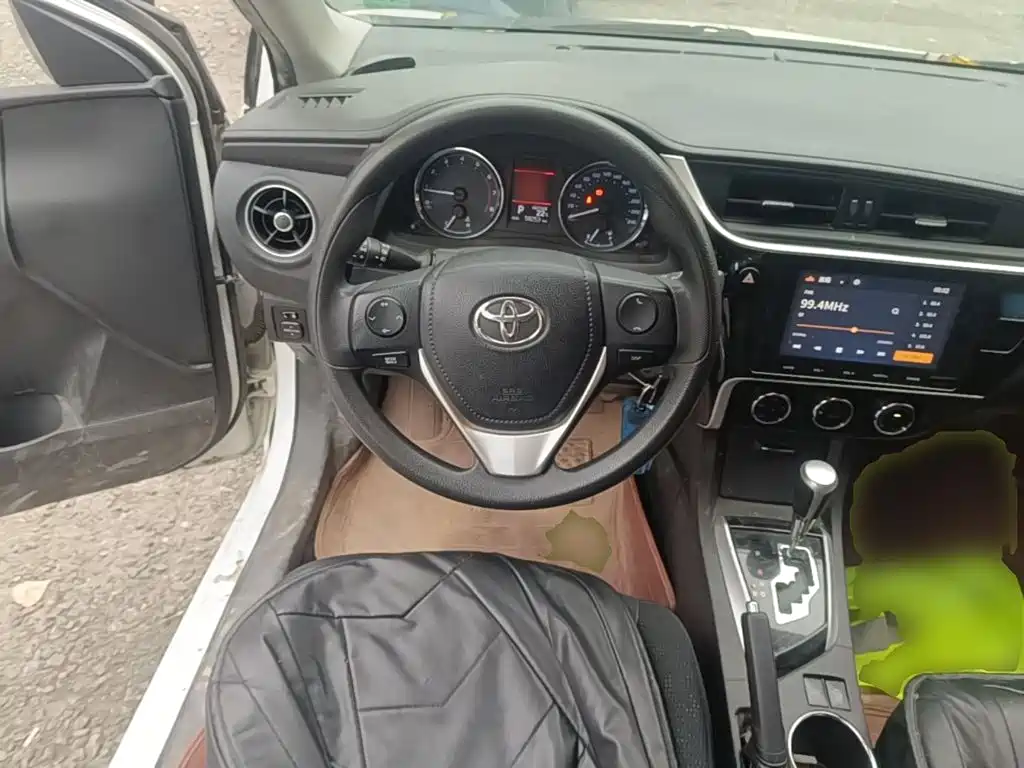 Toyota Corolla — миниатюра 11