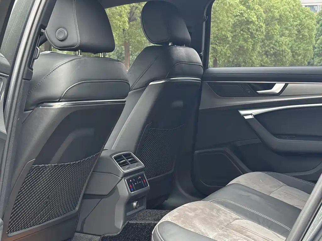 Audi A6L — миниатюра 7